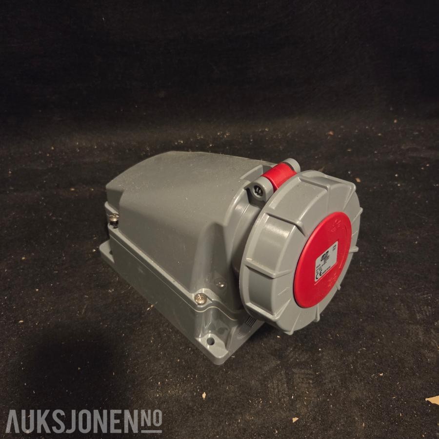 Elektromateriell (kraft, belysning, automasjon, nettverk, VVS-styring, installasjon)